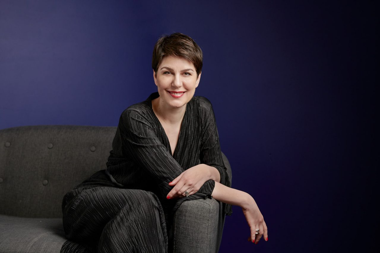 portrait, professionnel, profil pro, linkedIn, image moderne, portrait corporate, Paris, Montmartre,