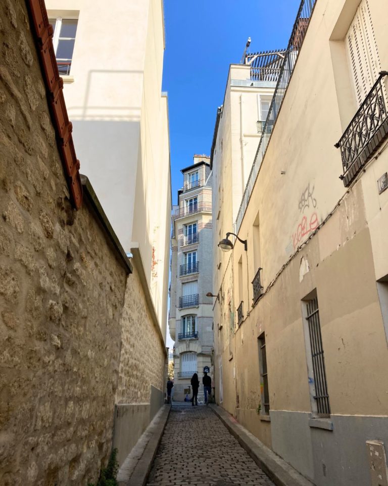 où s'embrasser à montmartre rue d'orchampt