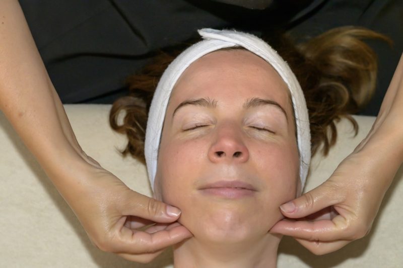 nuage massage visage montmartre 06