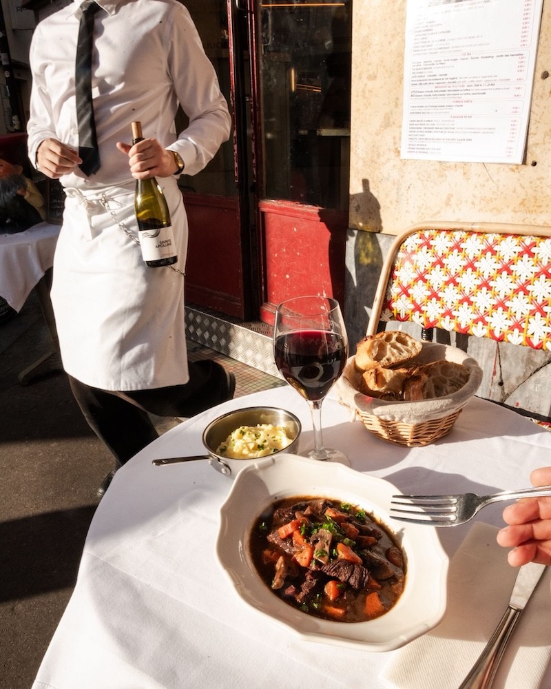 café des deux mouins montmartre années 02